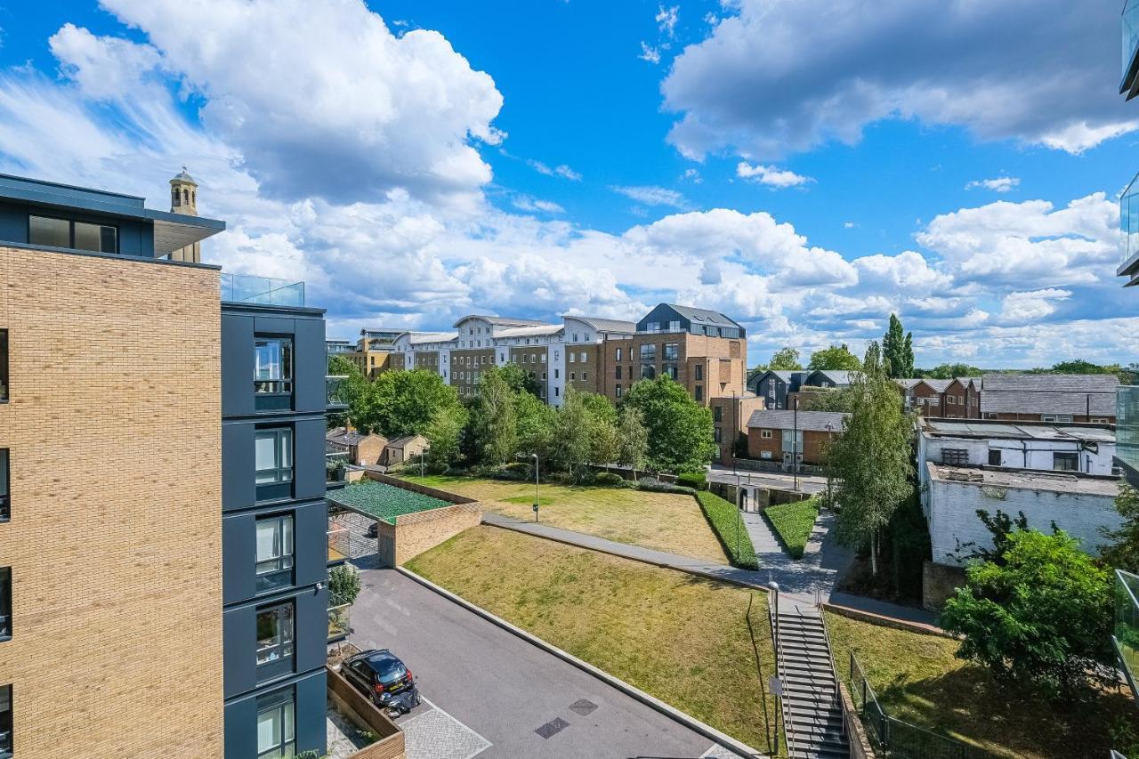 Silver Apartment Kew Bridge London Extérieur photo