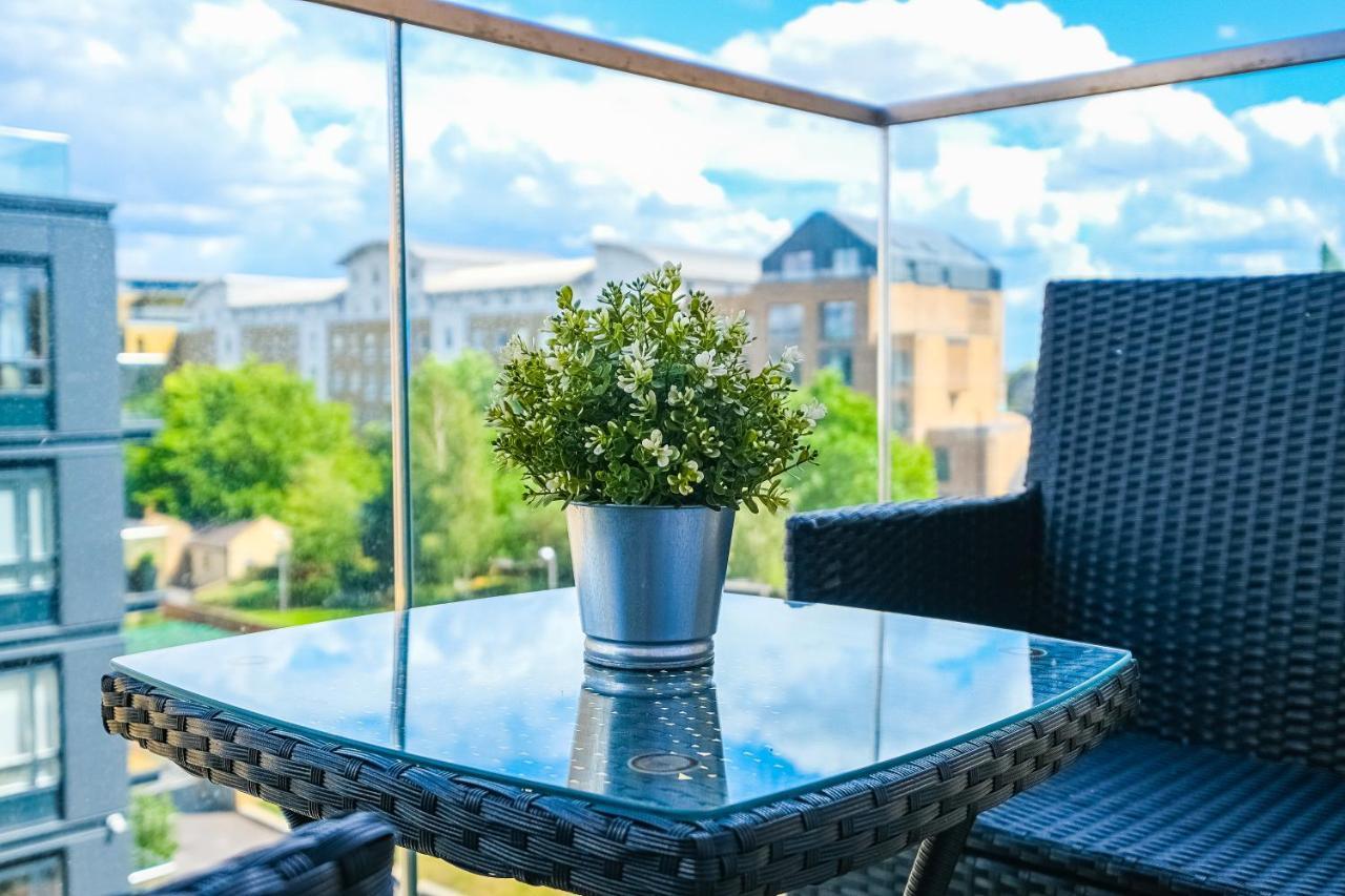 Silver Apartment Kew Bridge London Extérieur photo